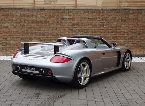 Porsche Carrera GT 9
