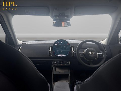 Mini Countryman 1.5C MHEV Classic SUV 5dr Petrol Hybrid Auto Euro 6 (s/s) (170 ps) 19