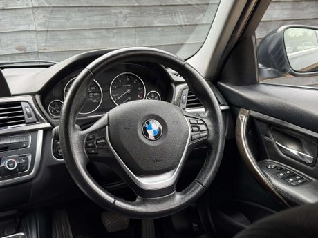 BMW 3 Series 2.0 320d Luxury Auto 4dr 38