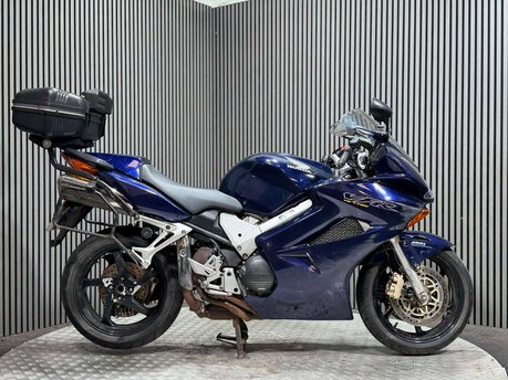 Honda VFR 2002 VTEC ONLY 23K GOOD RUNNING PROJECT BIKE 800CC TOURER