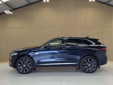 Jaguar F-Pace 2.0 F-PACE R-Dynamic HSE D MHEV AWD Auto 4WD 5dr 14