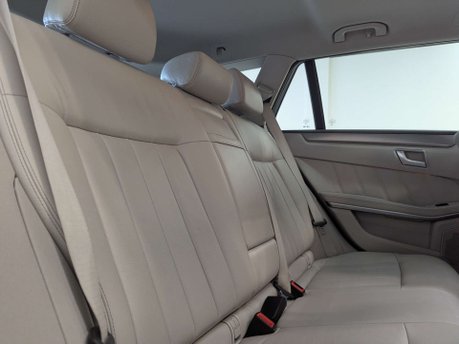 Mercedes-Benz E Class 3.0 E350 AMG Sport Bluetec Auto 5dr 49