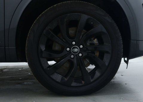 Land Rover Discovery Sport 2.0 Discovery Sport R-Dynamic HSE D Auto 4WD 5dr 15