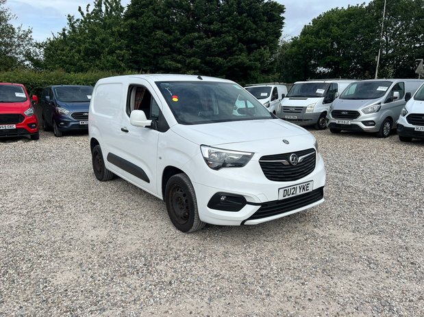Vauxhall Combo SWB L1H1 Low Roof Sportive Air Con Sensors EURO 6 NO VAT 4