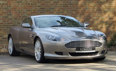 Aston Martin DB9 1