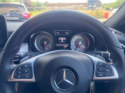Mercedes-Benz GLA 1.6 GLA200 AMG Line (Premium) 7G-DCT Euro 6 (s/s) 5dr 9