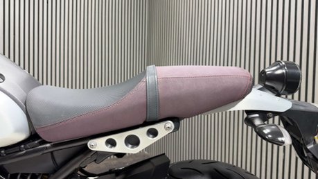 Yamaha XSR900 HERITAGE MT09 2016 ONLY 19K STUNNING MODERN RETRO 900CC 40
