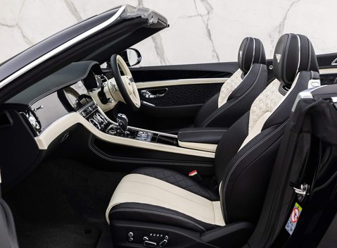 Bentley Continental GT V8 11
