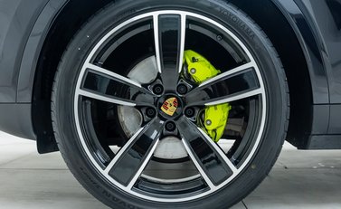 Porsche Cayenne V6 E-Hybrid 25