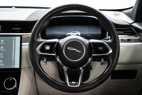Jaguar F-Pace 5.0 P550 V8 SVR SUV 5dr Petrol Quickshift AWD Euro 6 (s/s) (550 ps) 9