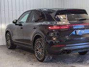 Porsche Cayenne 2.9 Cayenne V6 S Auto 4WD 5dr 35