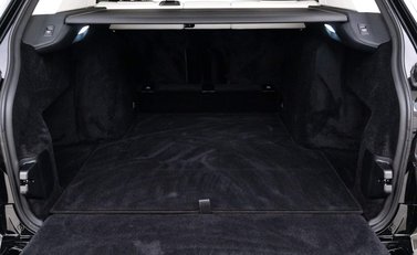 Rolls-Royce Cullinan V12 30