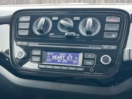 Volkswagen Up MOVE UP BLUEMOTION TECHNOLOGY 23