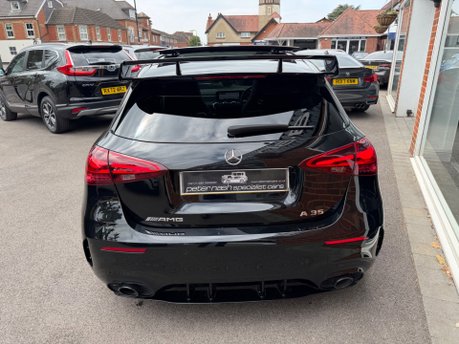 Mercedes-Benz A Class AMG A 35 4MATIC PREMIUM PLUS MHEV 17