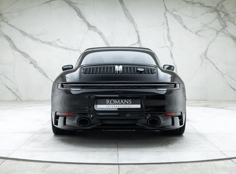 Porsche 911 Targa (992) 50 Years Porsche Design Edition 11