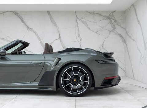 Porsche 911 Turbo S Cabriolet (992) 43