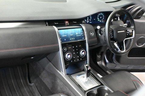 Land Rover Discovery Sport 1.5 Discovery Sport R-Dynamic HSE P300e Auto 4WD 5dr 7