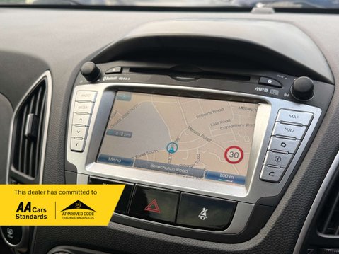 Hyundai ix35 2.0 ix35 Premium 4WD CRDi 134 4WD 5dr 54