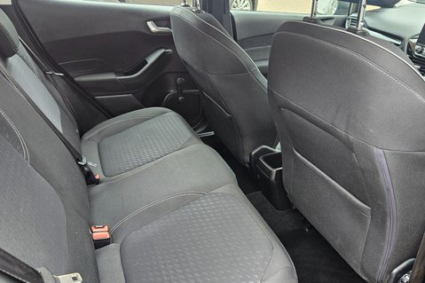 Ford Fiesta 1.0T ZETEC 5 DOOR.. 5 SERVICES.1 PREVIOUS OWNER.SAT NAV..CLIMATE CONTROL.. 14