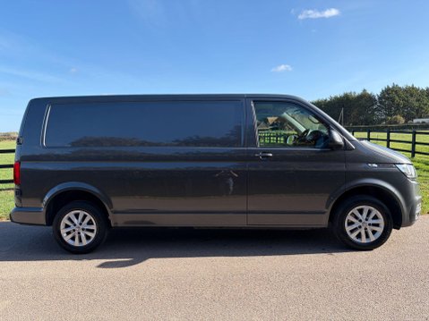 Volkswagen Transporter 2.0 TDI T30 Highline Panel Van 5dr Diesel DSG FWD LWB Euro 6 (s/s) (150 ps) 13