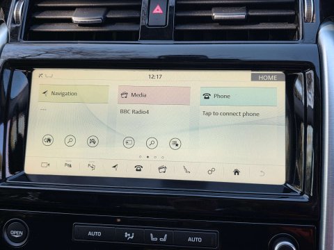 Land Rover Discovery 3.0 Discovery Luxury HSE SD6 Auto 4WD 5dr 72