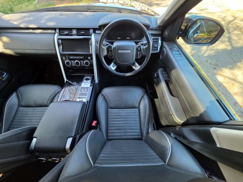 Land Rover Discovery 3.0 Discovery Luxury HSE SD6 Auto 4WD 5dr 41