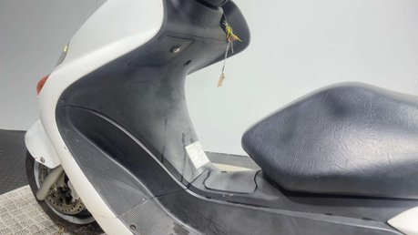 Yamaha Majesty YP 1999 21K SPARES OR REPAIR LEARNER 125CC PROJECT BIKE SCOOTER 24