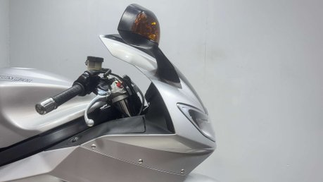 Triumph Sprint 2006 36K FULL LUGGAGE NEW MOT WARRANTY VERY CLEAN TOURER 46