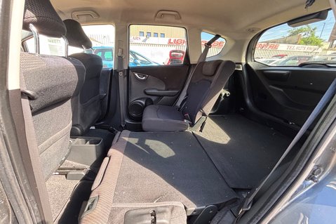 Honda Jazz I-VTEC ES PLUS.. AUTOMATIC.. 8 SERVICES.. LOOK ONLY 33K MILES.. BEST COLOUR 19