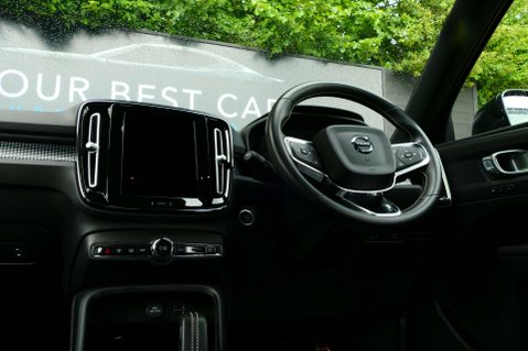 Volvo XC40 2.0 XC40 R-Design Pro B4 MHEV AWD Auto 4WD 5dr 32