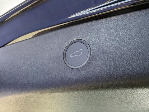 Tesla Model 3 (Dual Motor) Performance Saloon 4dr Electric Auto 4WDE (Performance Upgrade 23