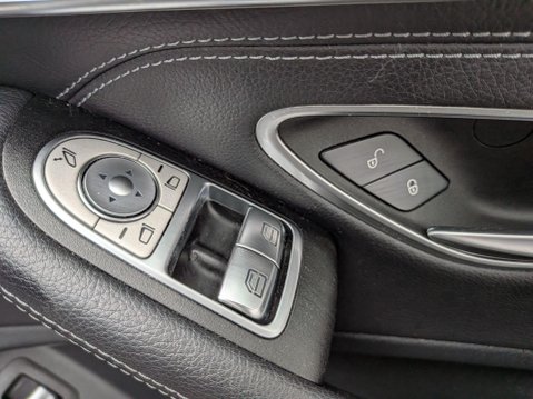 Mercedes-Benz C Class 2.0 C300d AMG Line (Premium) G-Tronic+ Euro 6 (s/s) 2dr 19