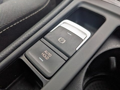 Volkswagen Golf GT TSI ACT BLUEMOTION TECHNOLOGY DSG 27