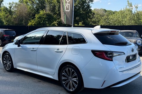 Toyota Corolla EXCEL HYBRID - ONE OWNER - FULL TOYOTA SERVICE HISTORY 2