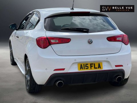 Alfa Romeo Giulietta 1.7 Giulietta Veloce TBi Semi-Automatic 5dr *NATIONAL DELIVERY* 10