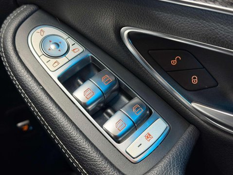 Mercedes-Benz C Class 2.1 C220d AMG Line (Premium Plus) Estate 5dr Diesel G-Tronic+ Euro 6 (s/s) 46
