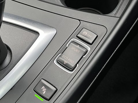 BMW 2 Series 218i Sport 2dr [Nav] Step Auto 31