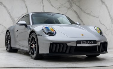 Porsche 911 Carrera GTS (992.2) 9