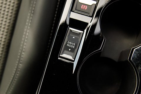 Peugeot 208 PURETECH GT S/S 30