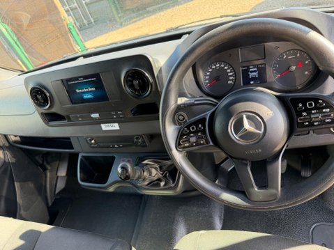 Mercedes-Benz Sprinter 2.1 316 CDI Progressive RWD L3 Euro 6 (s/s) 2dr 13