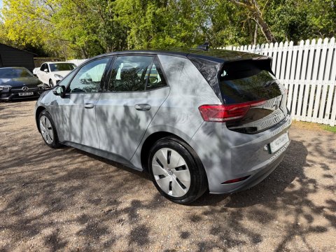 Volkswagen ID.3 Pro Performance 58kWh Life Auto 5dr 10