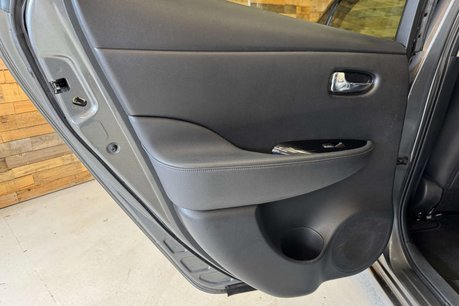 Nissan LEAF 30kWh Tekna Hatchback 5dr Electric Auto (109 bhp) 63