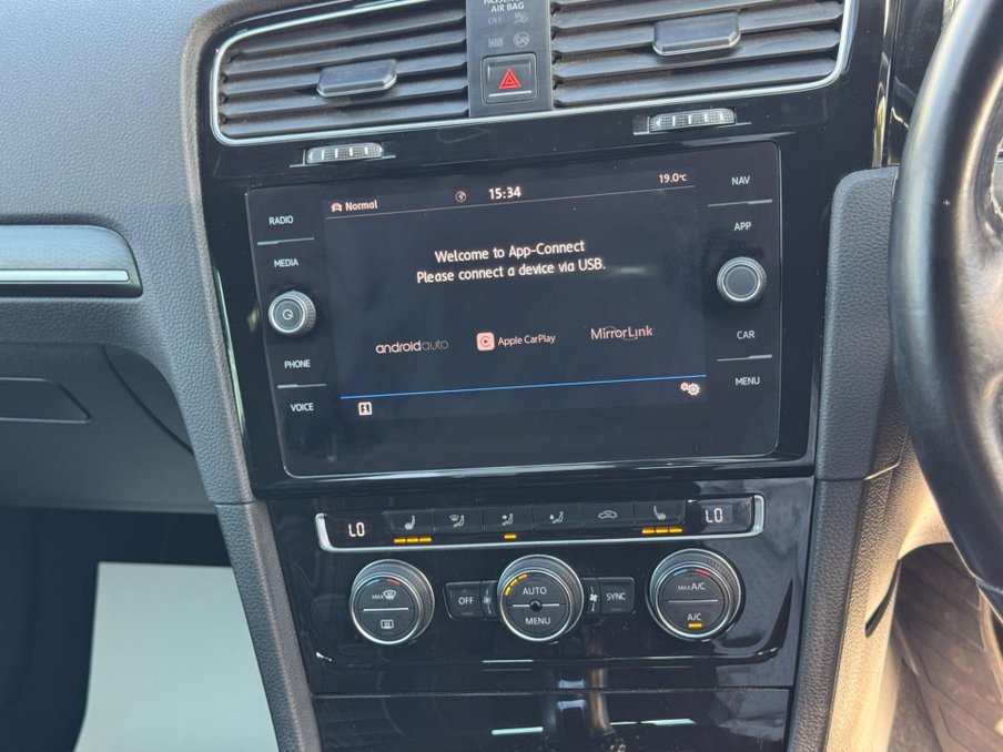 2018 Volkswagen Golf — image 14