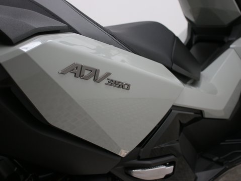 Honda ADV 350 ADV 350 A-R 22