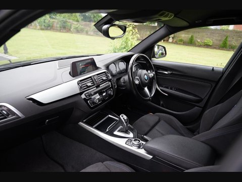 BMW 1 Series 2.0 120d M Sport Shadow Edition Auto xDrive Euro 6 (s/s) 5dr 17