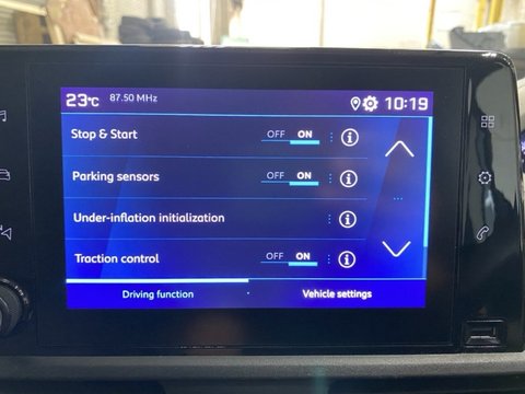 Peugeot Partner BLUEHDI PROFESSIONAL PREMIUM PLUS L1 18