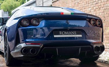 Ferrari 812 Superfast 24