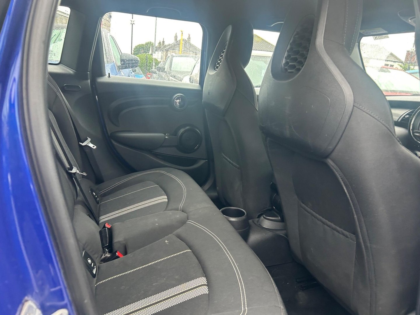 2019 MINI Hatch — image 3