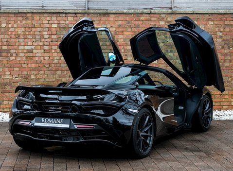 McLaren 720S 8