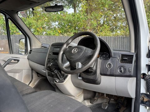 Mercedes-Benz Sprinter 316 CDI LWB 15